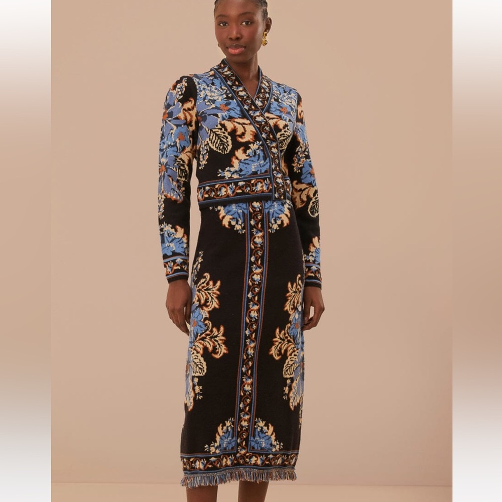 NWOT Farm Rio Black Blossom Tapestry Skirt